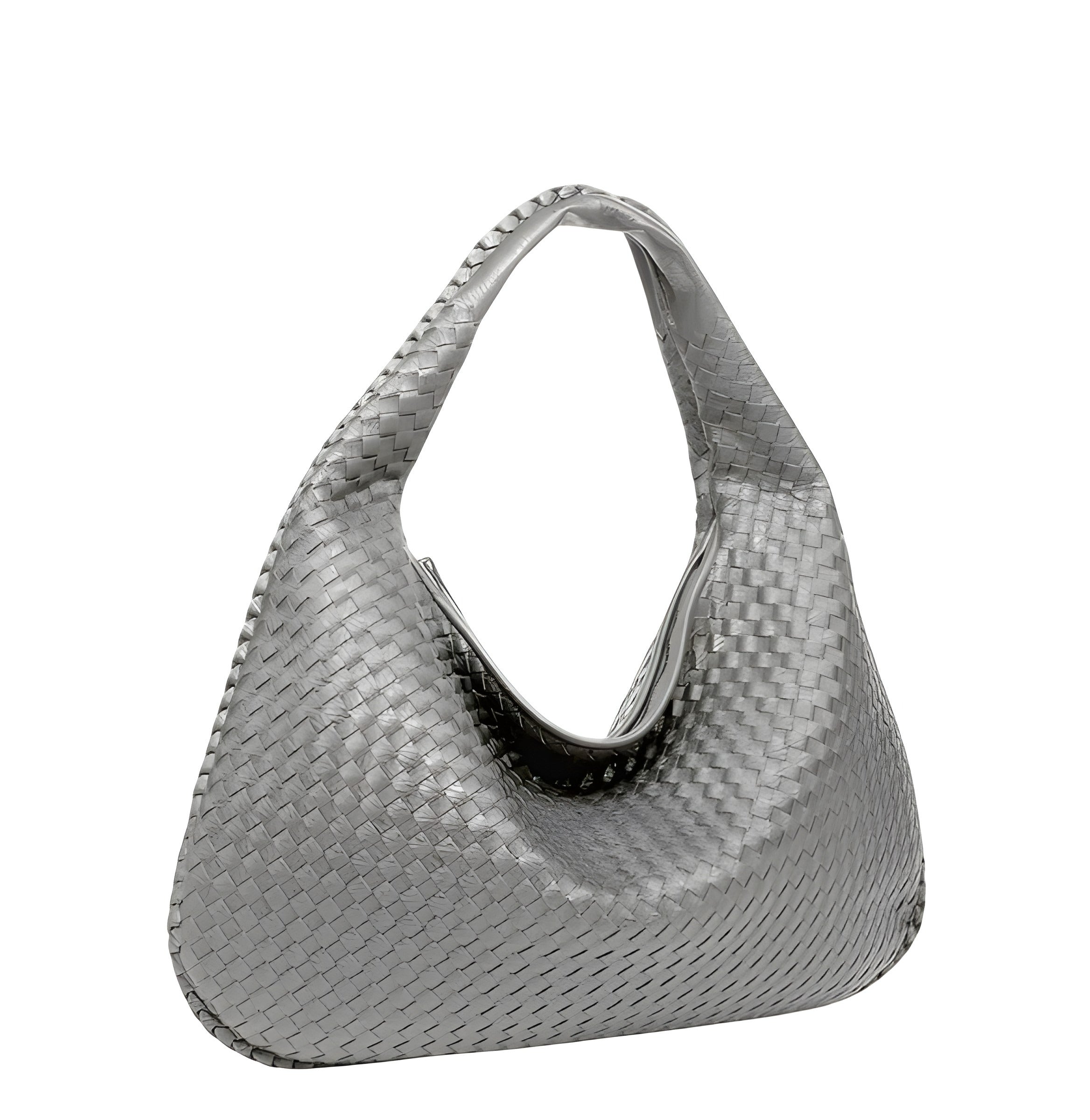 Large Woven Shoulder Bag | Magnetic Closure