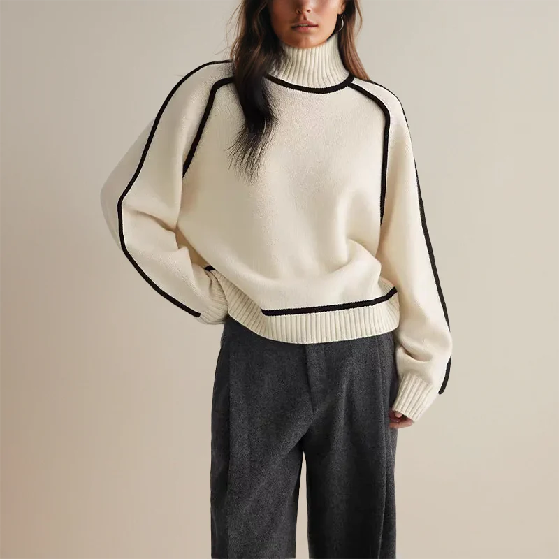 Women’s Oversized Turtleneck Sweater with Contrast Sleeve Trim