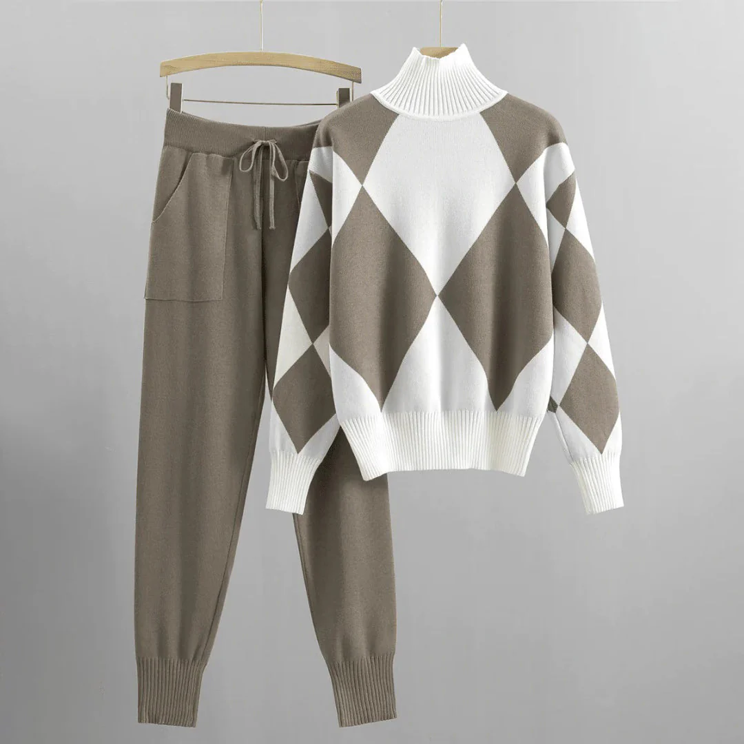 Co-ord Set with Diamond Print Pullover Sweater for Women