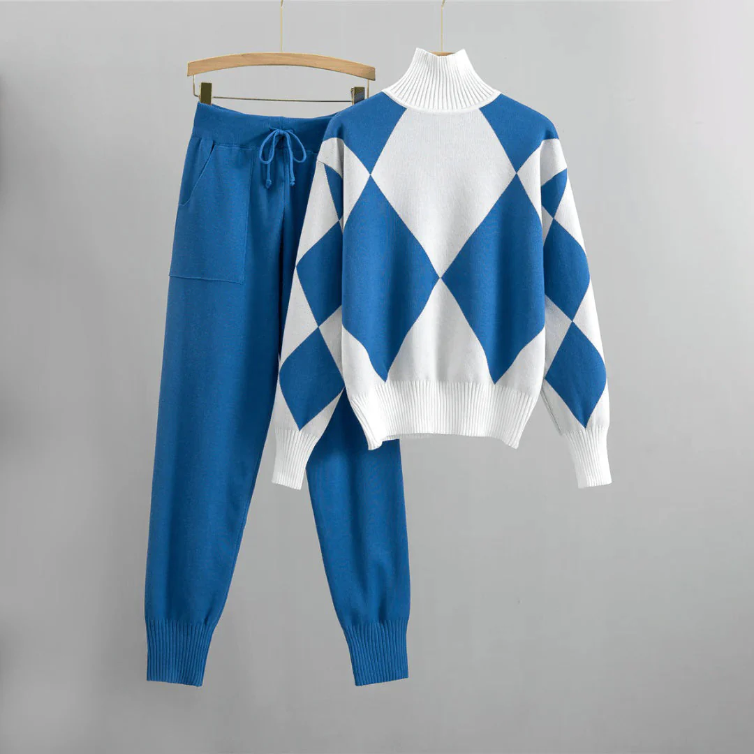 Co-ord Set with Diamond Print Pullover Sweater for Women