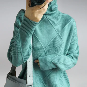 Women’s Turtleneck Sweater