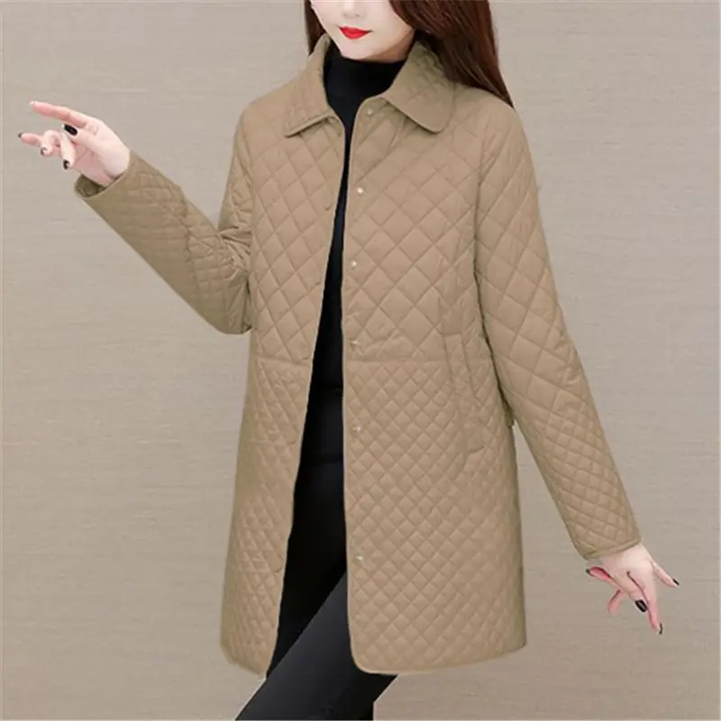 Women's Quilted Jacket with Fold-Down Collar and Button Front